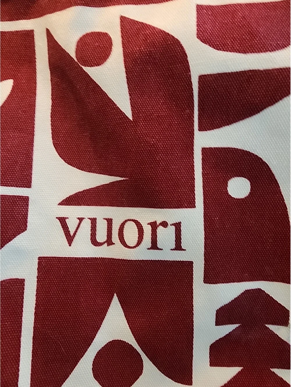 New Vuori Limited Edition 2025 Holiday Tote Bag - Strawberry